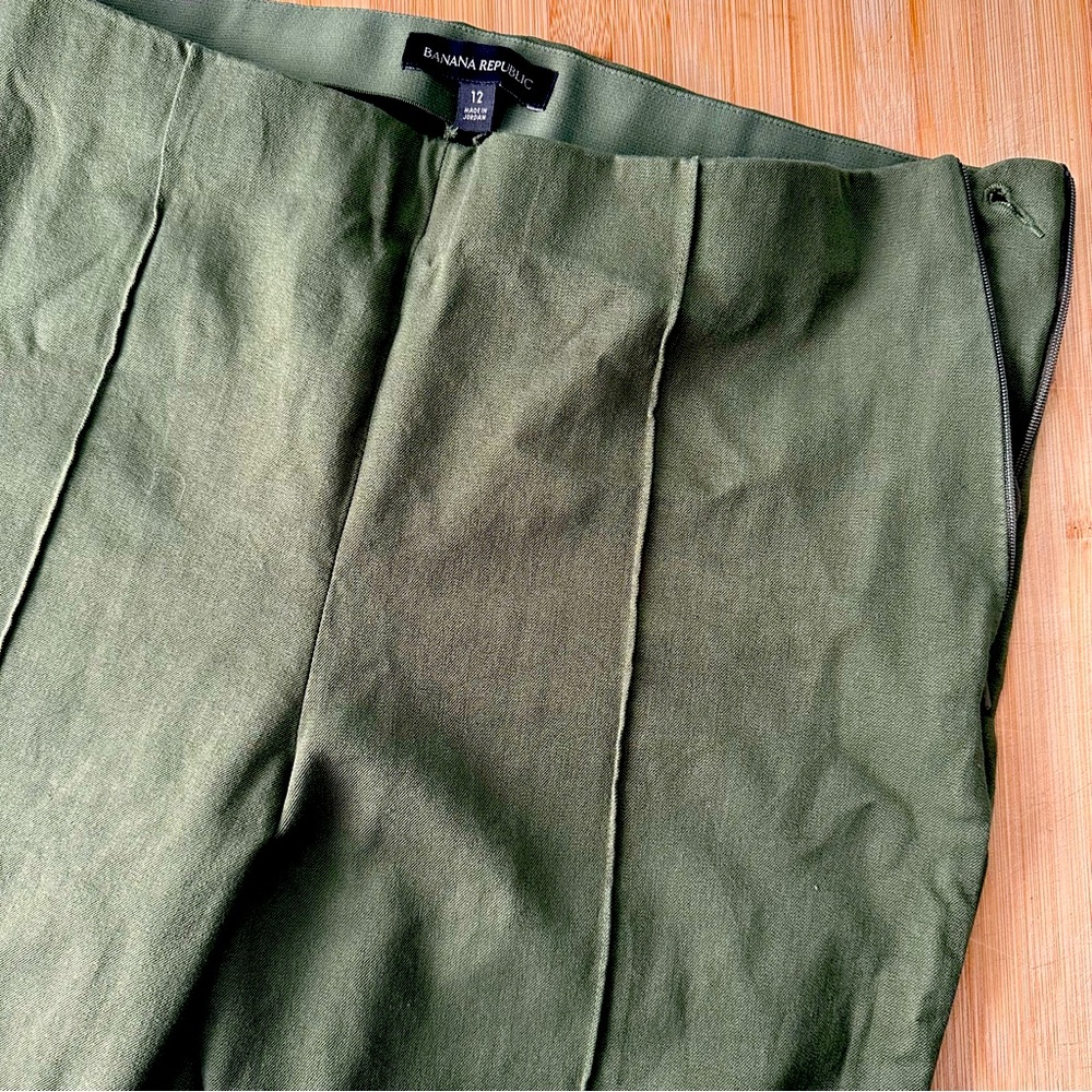 Banana Republic 🐘 Forest Green Sloan Pants